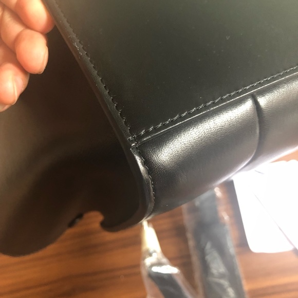 Celine - Picture 7 of 10